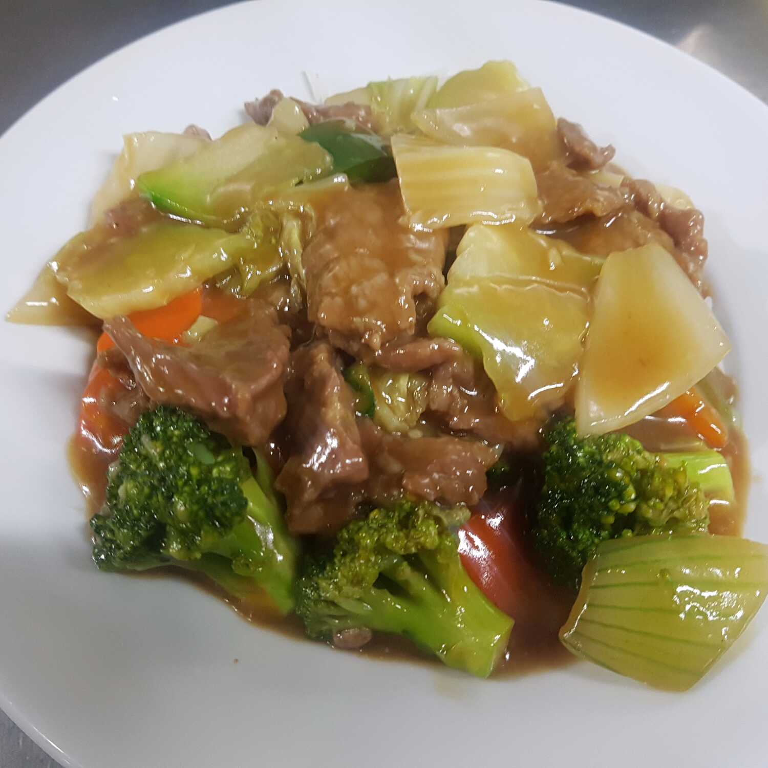 Arroz en Salsa con Carne de Res