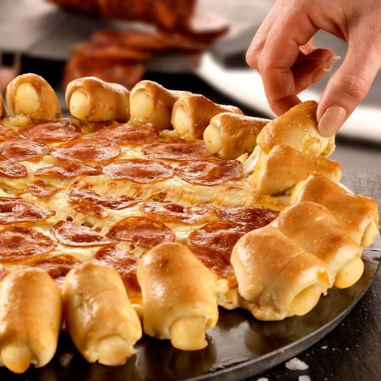 Pizza de Pepperoni (Orilla Dedos de Queso)