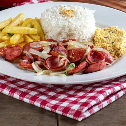 Arroz, feijão e farofa