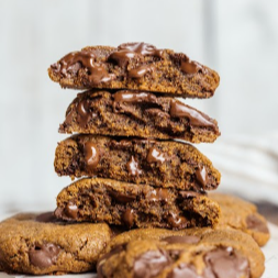 Sim, ele é zero e ele é Bom de verdade! Cookie de baunilha com gotinhas de chocolate. Sem glúten, sem lactose e adoçado com açúcar de coco e stevia.
*pode conter traços de gluten e lactose