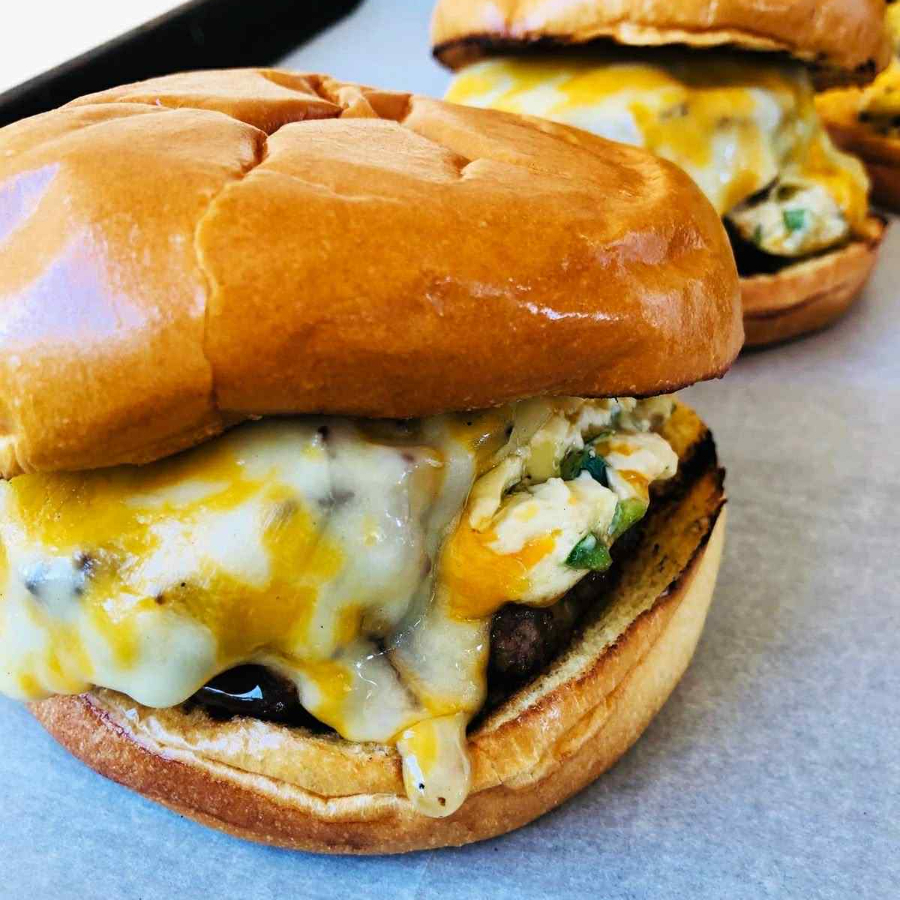 JALAPEÑO POPPER BURGER