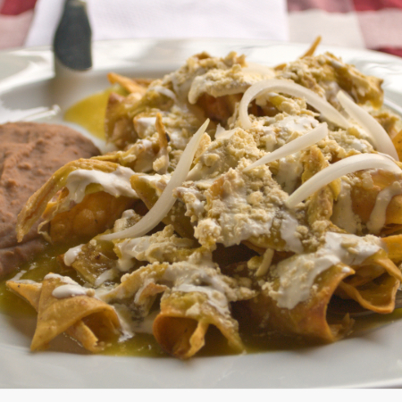 Chilaquiles Verdes con Pollo