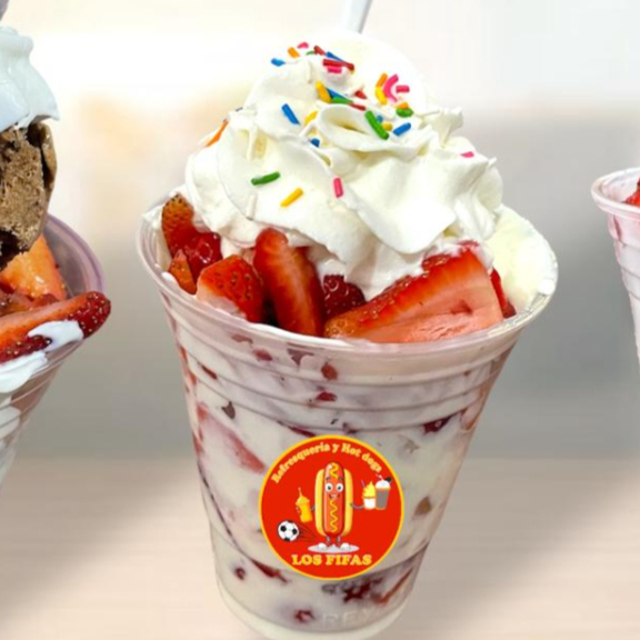 FRESAS CON CREMA SENCILLAS