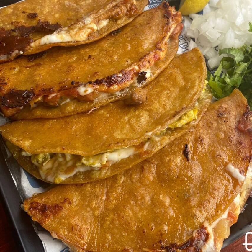 Combo Tacos Dorados + Bebida