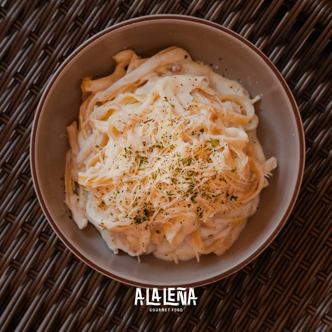 FETTUCCINE A LOS 4 QUESOS