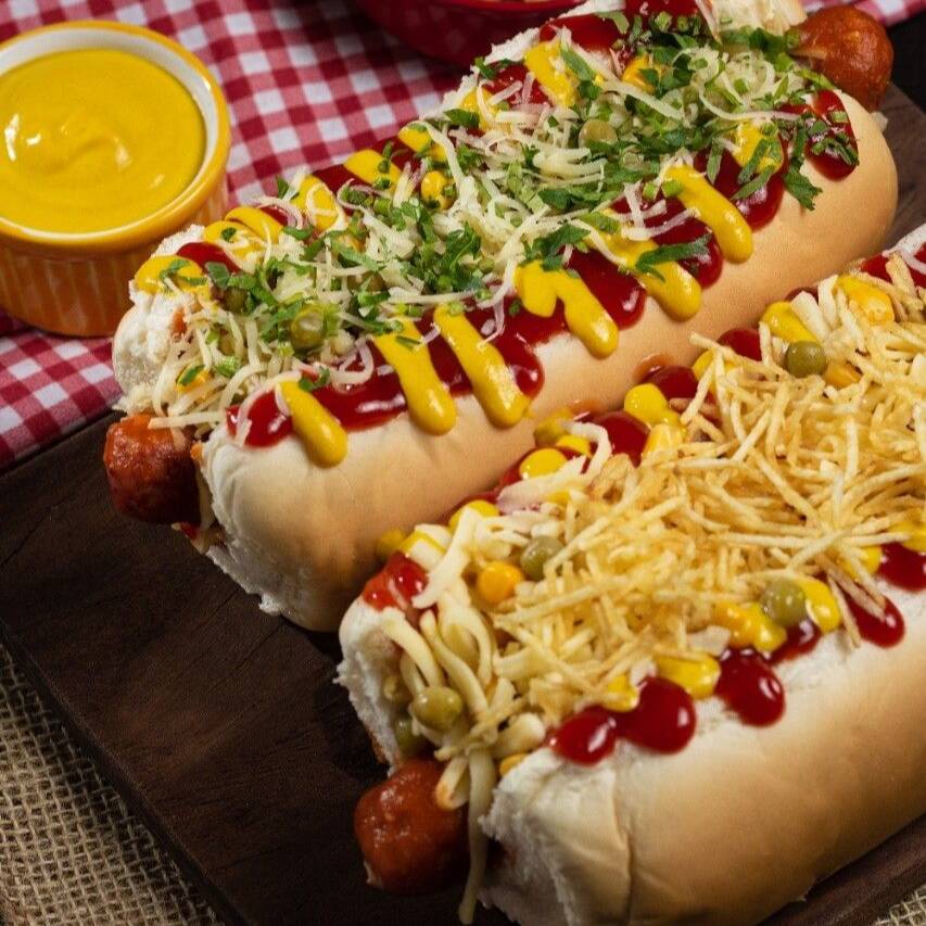 2 hot dog completo com fritas turbinada e mais 2 refris latas 350 ml