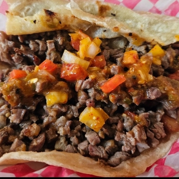 Burrito de Carne Asada o Mixto Especial