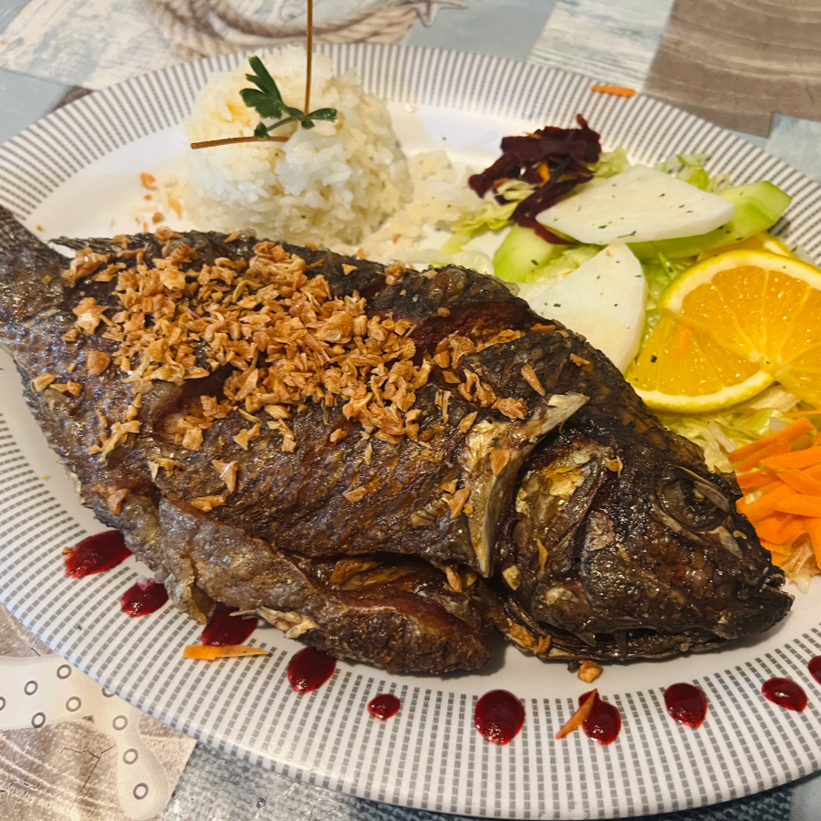 Pescado Frito o al Mojo de Ajo de 600 a 700 G