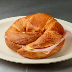 Cuernito de Jamón