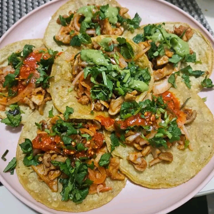 Tacos De Buche