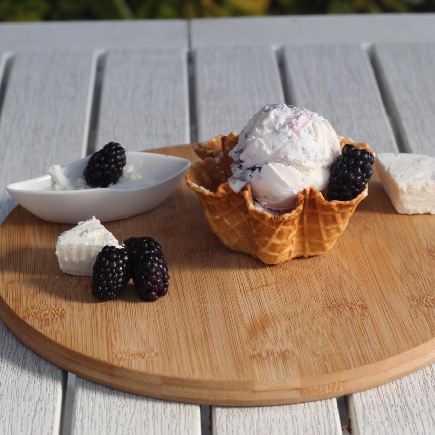 Helado de Queso con Zarzamora