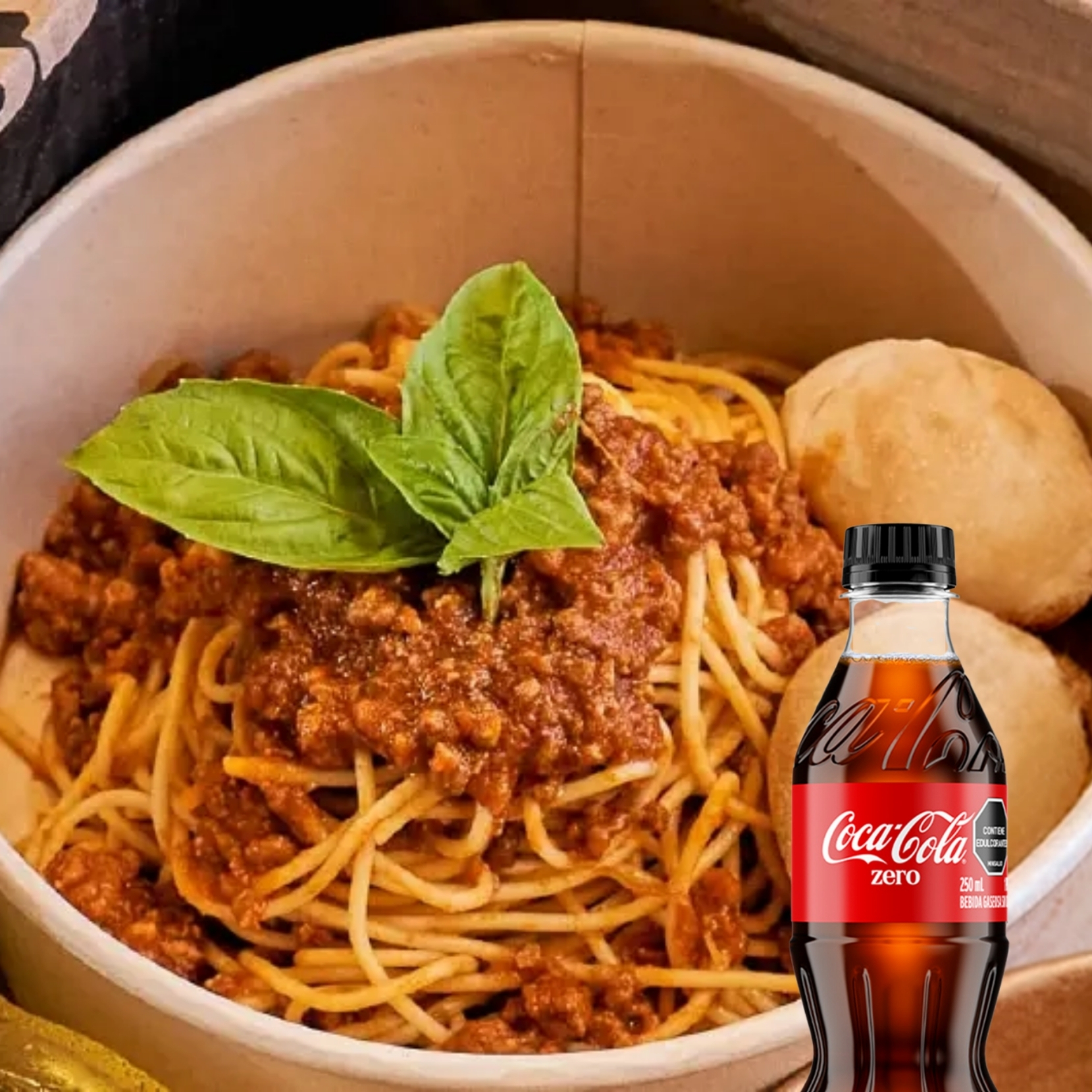Combo spaguetti Bolognesa + Bebida
