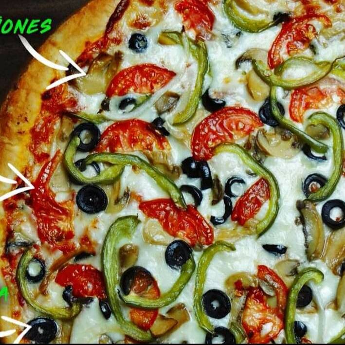 Pizza Vegetariana Mediana