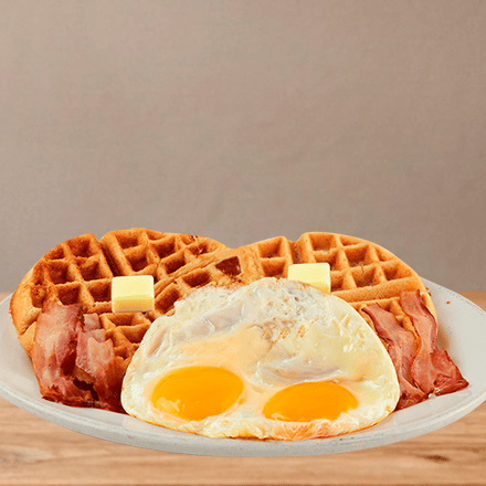 Waffle con Huevos Estrellados