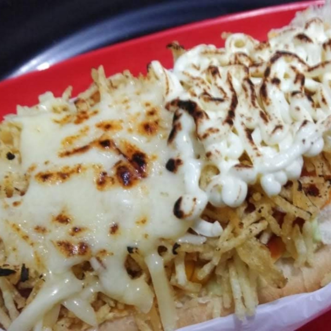 Acompanhamentos: Salsicha, Milho, tomate, azeitona e batata palha