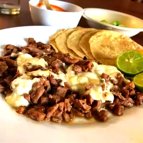 platillo de Bisteck