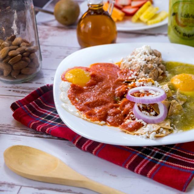 HUEVOS DIVORCIADOS