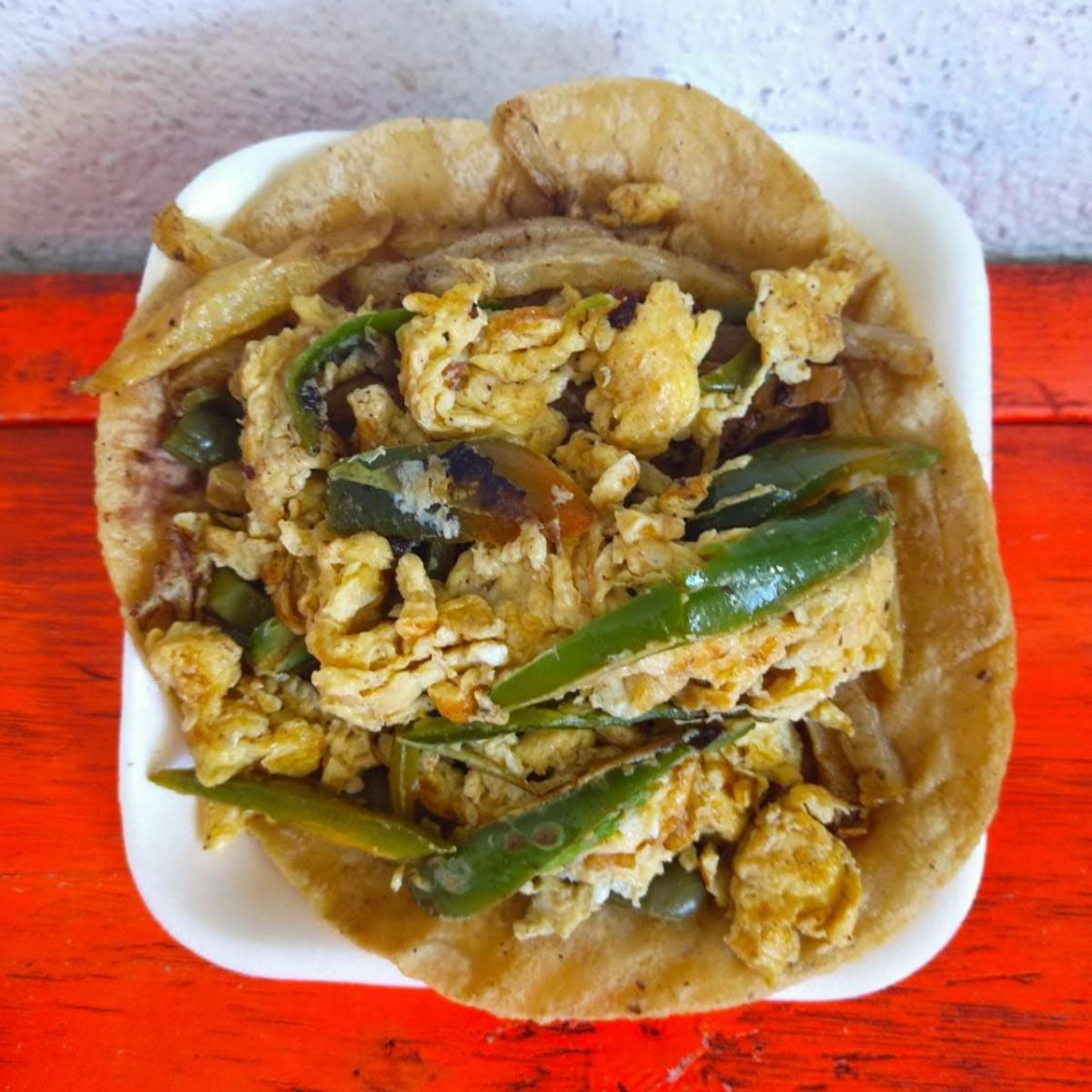 Taco de Rajas con Huevo Junior's