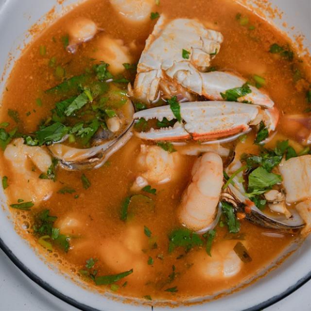 SOPA DE MARISCOS
