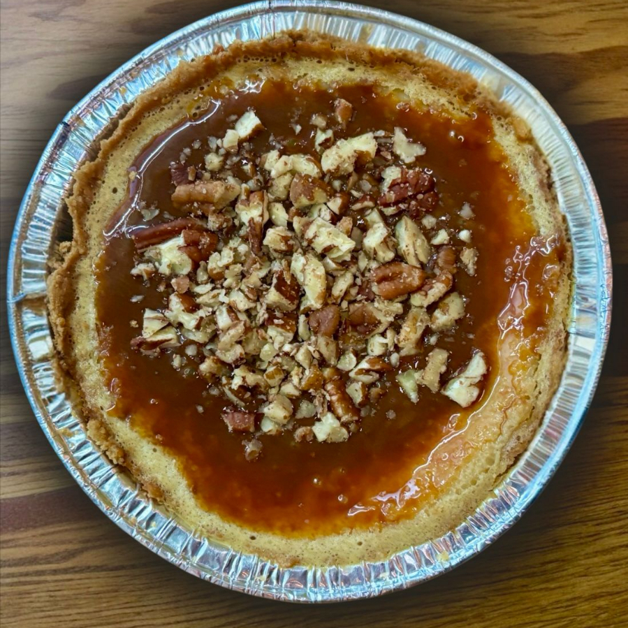 Pay de Queso con Cajeta y NUEZ