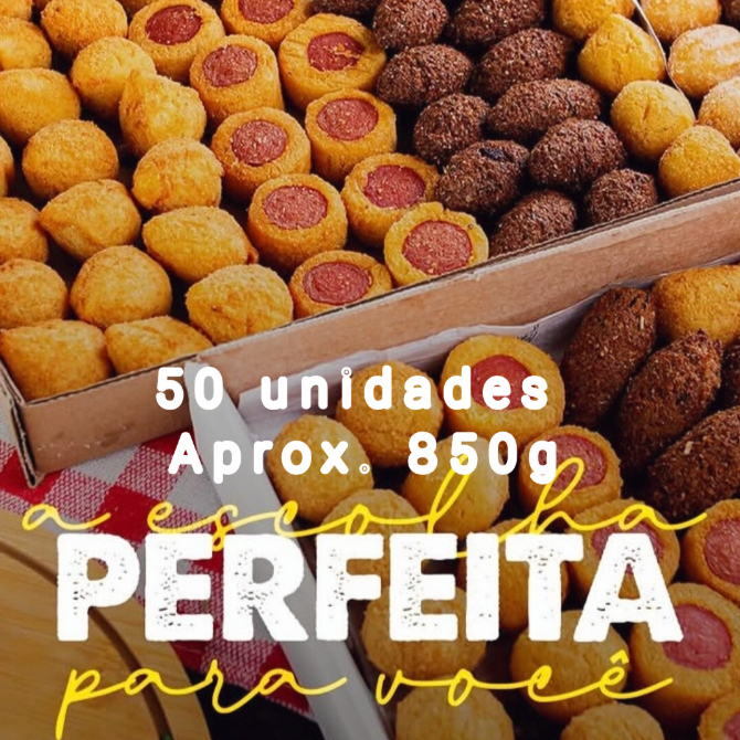 Salgado caseiro, deliciosamente crocante e quentinho, feito com produtos de qualidade e controle para que você tenha uma experiência única e saborosa. Salgados do jeito que você merece. Está porção contém 50 mini salgados totalizando aproximadamente 850 gramas