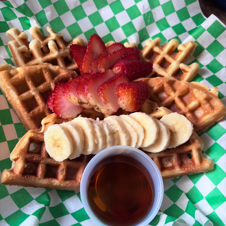 Wafles Con Fruta