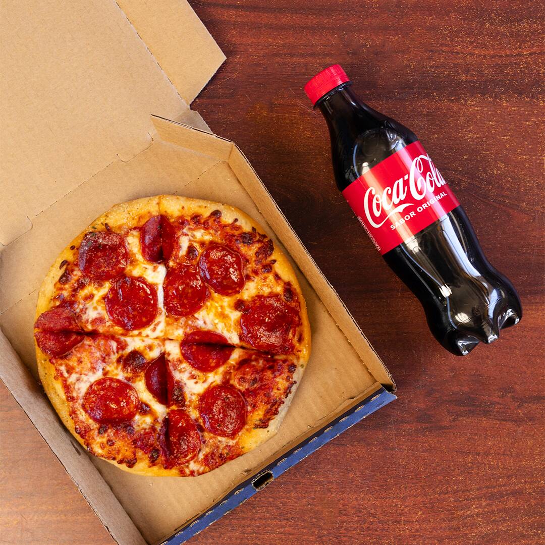 Pepperoni Personal más Soda Coca Cola