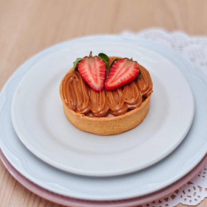 Crocante e com o sabor marcante essa tartelete de Doce De Leite vão ganhar seu coração.