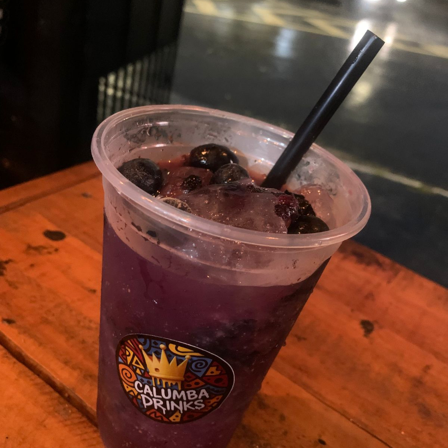 uva, gelo, vodka e açúcar