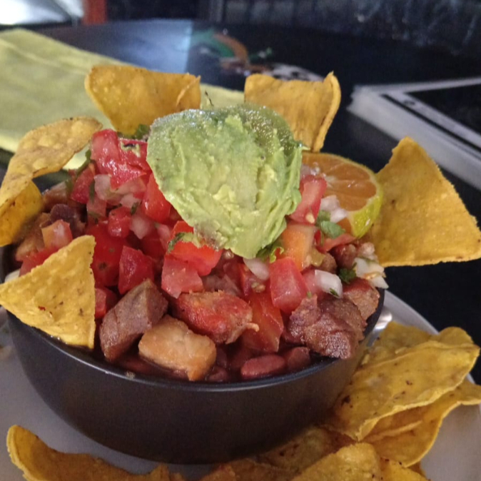 Chifrijo