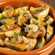 Champiñones al Ajillo