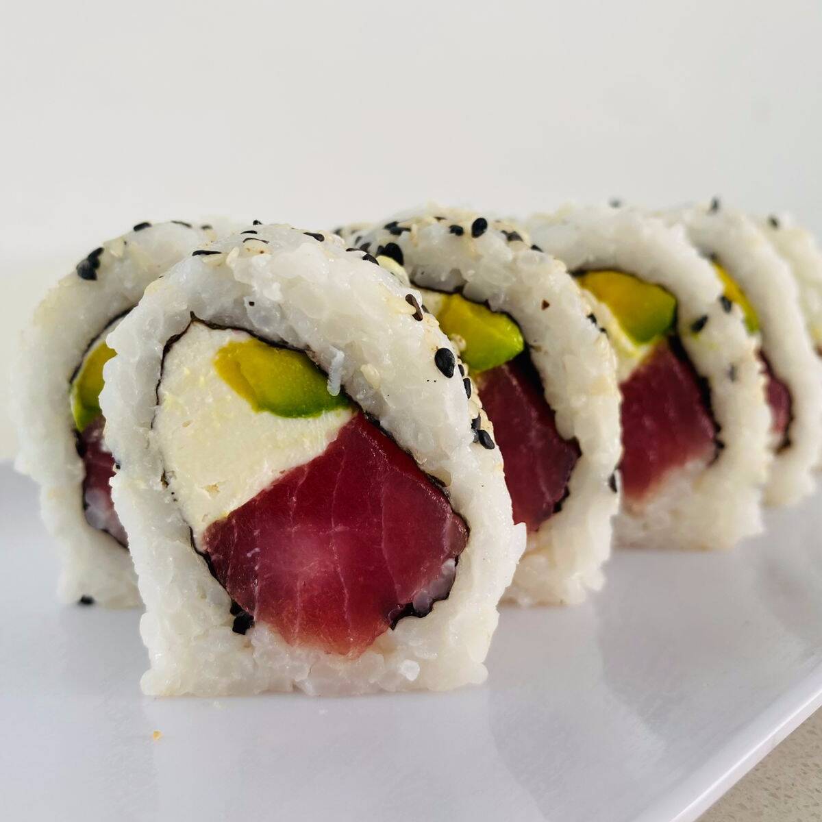Maki Tuna Roll 6 Piezas