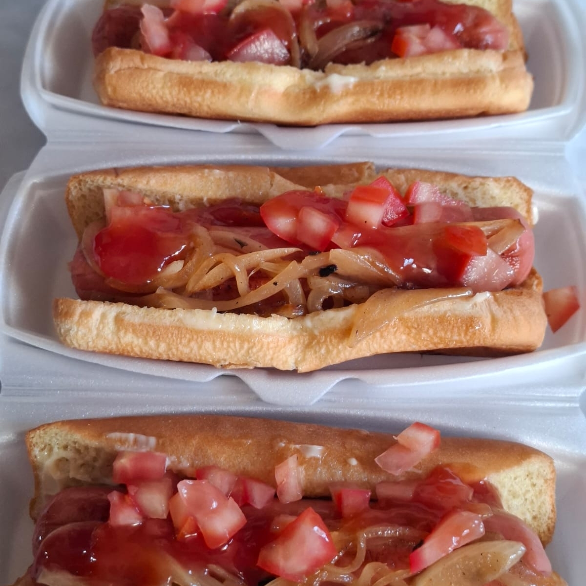 3 Hot Dogs Especiales