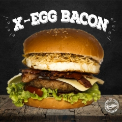 Carne de hambúrguer, bacon, ovo, Mussarela, alface, tomate, batata palha e milho.
Todos Os Produtos Premium