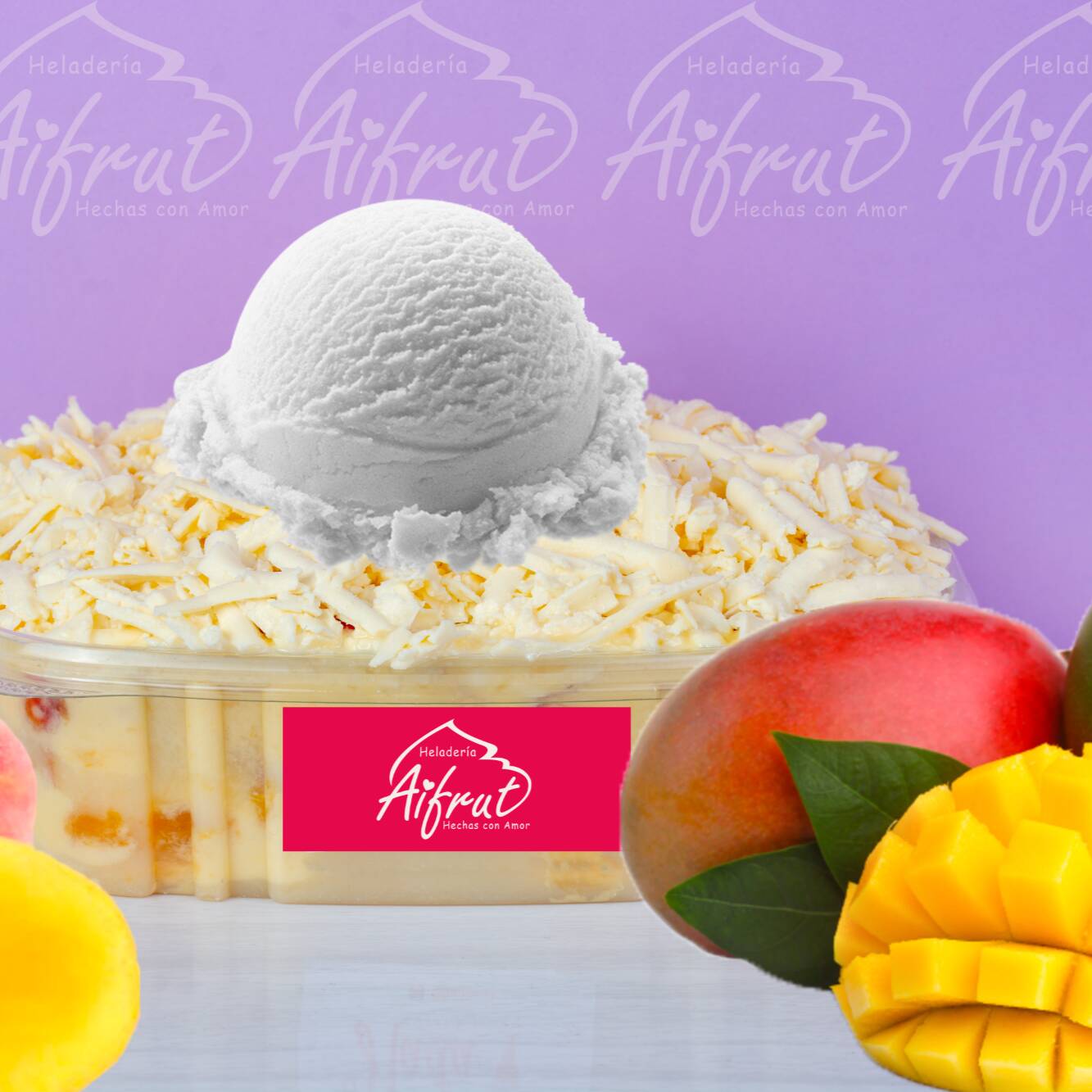 Mango con crema y helado