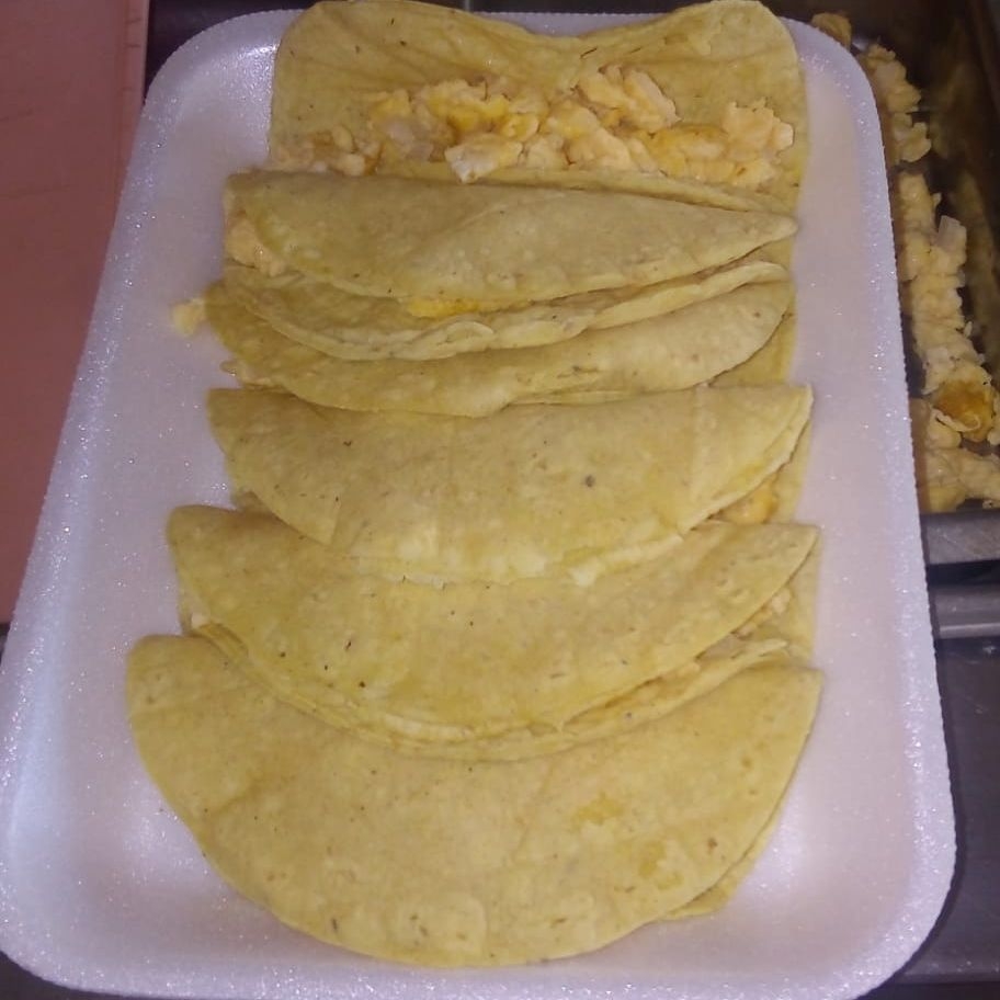 Taco con Chicharrón