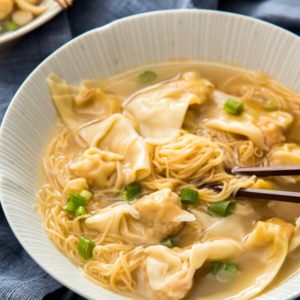 Sopa de Wantan de Pollo