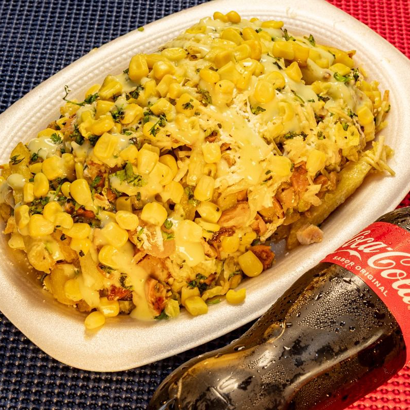 Salchipapa Para El Bambam & Gaseosa 400 Ml