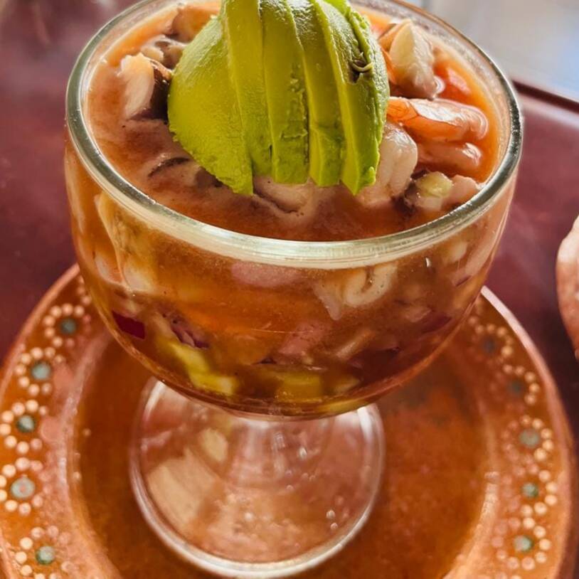 Coctel Camaron con Calamar Grande