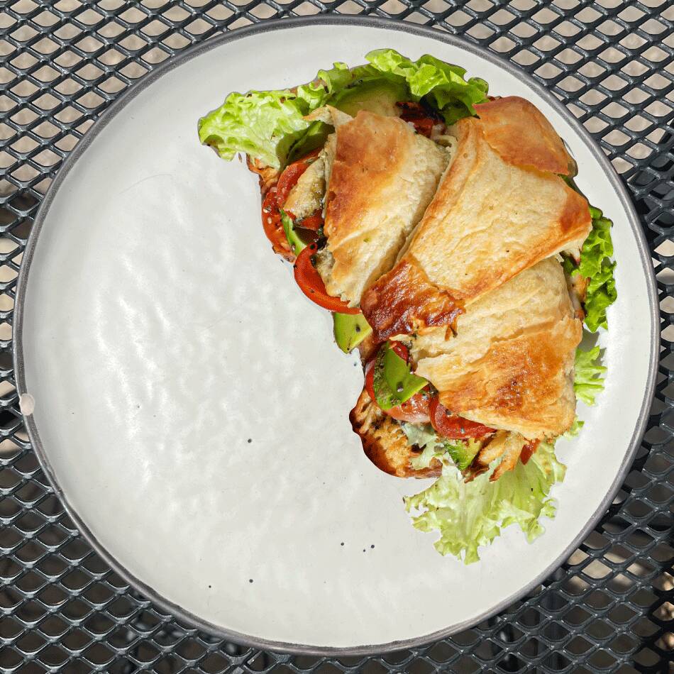Croissant Pesto