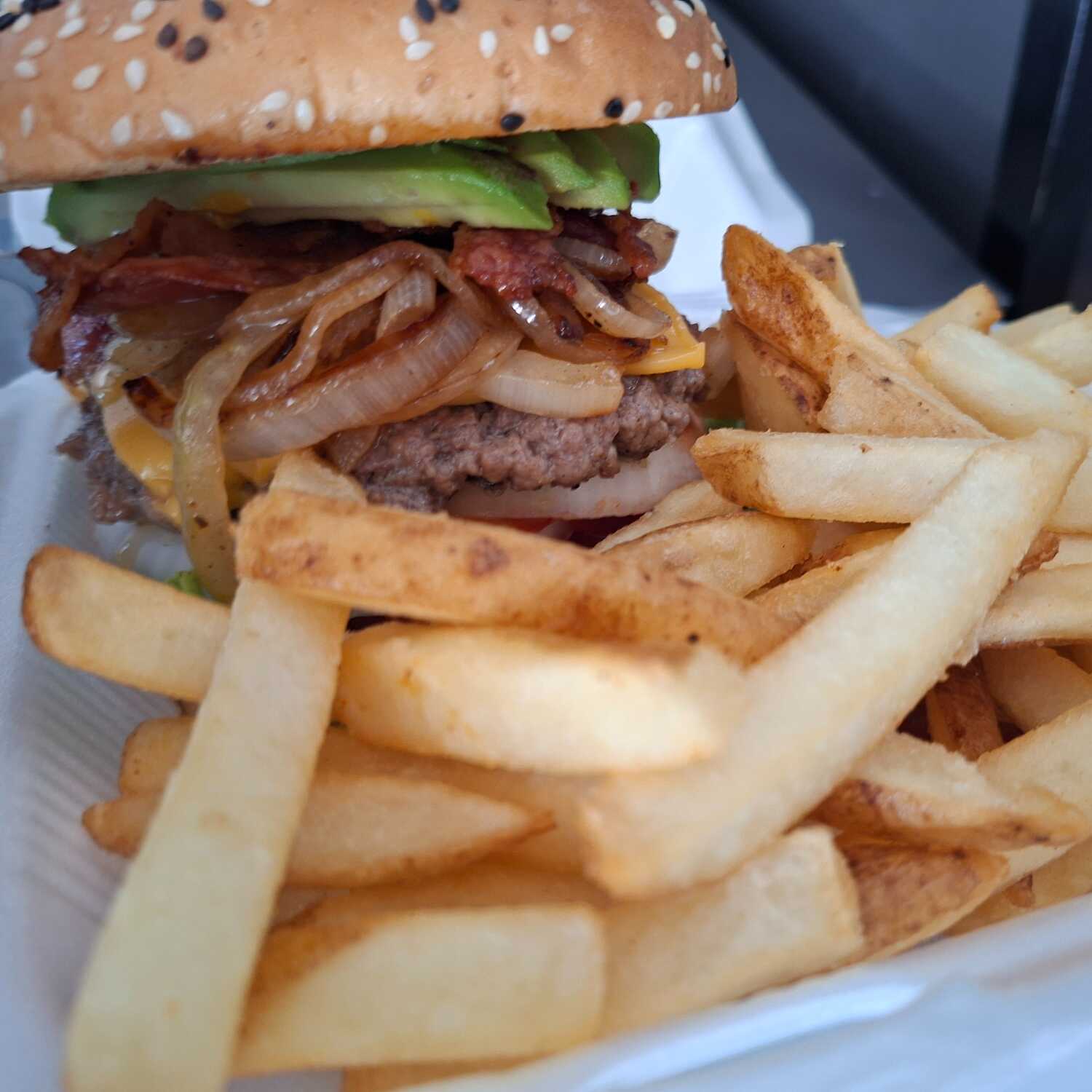 Avocado Cheeseburger