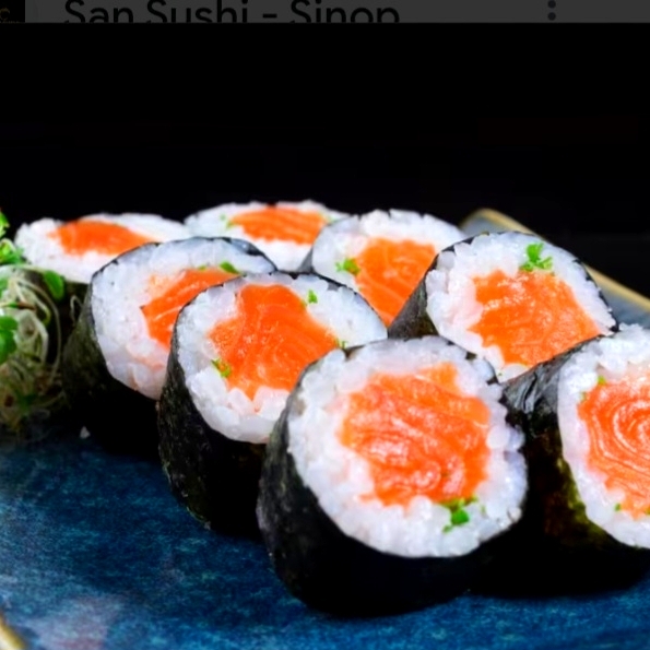 Salmão, Creme Chesse e cebolinha, Arroz Japonês