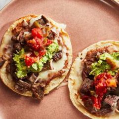 Tostada de Asada