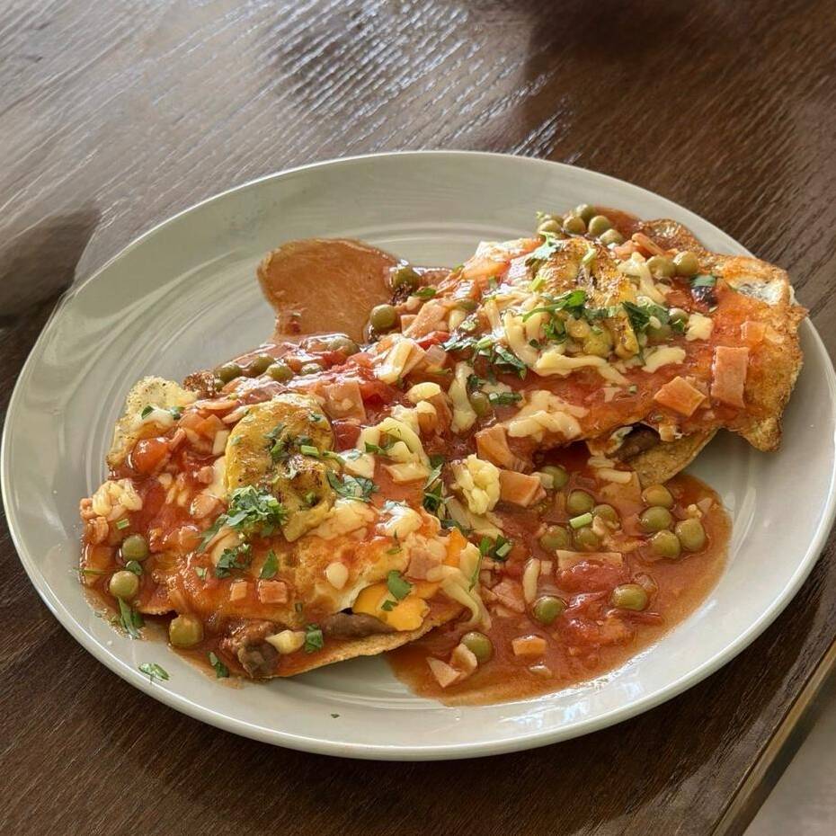 Huevos Motuleños