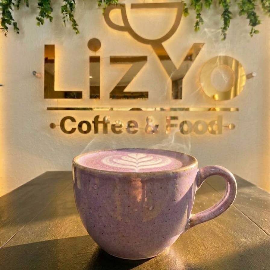 Taro Latte Caliente