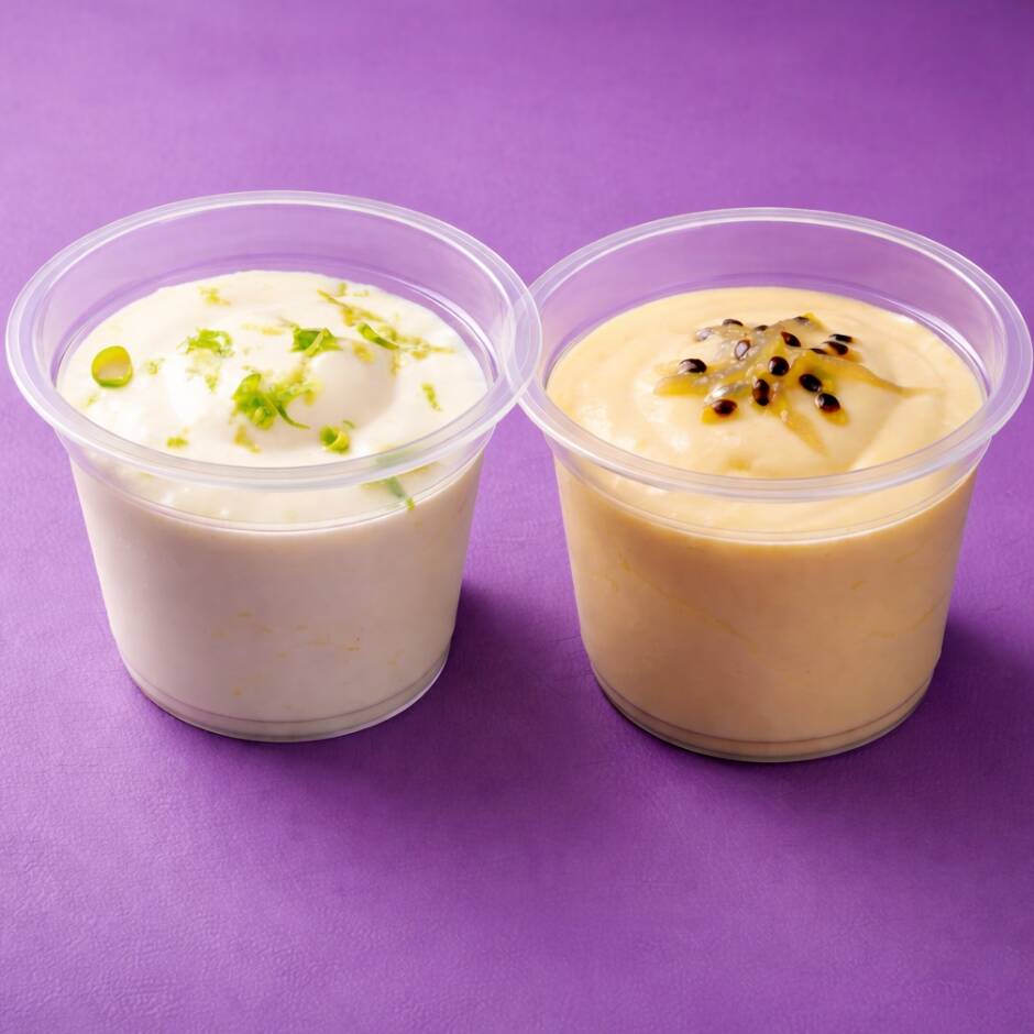 Refrescante, leve e super cremosa. O equilíbrio perfeito entre o doce e delicias das frutas. 2 potinhos de 140ml cada. Serve até 2 pessoas (aprox. 280ml)