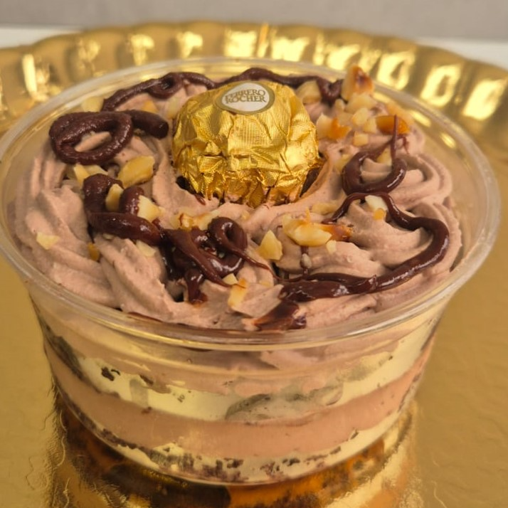 Pastel de FERRERO