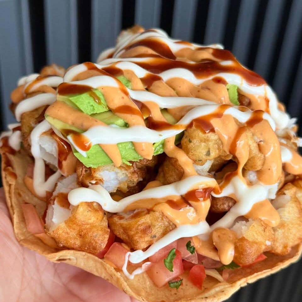 Tostadas Benny's Mixta