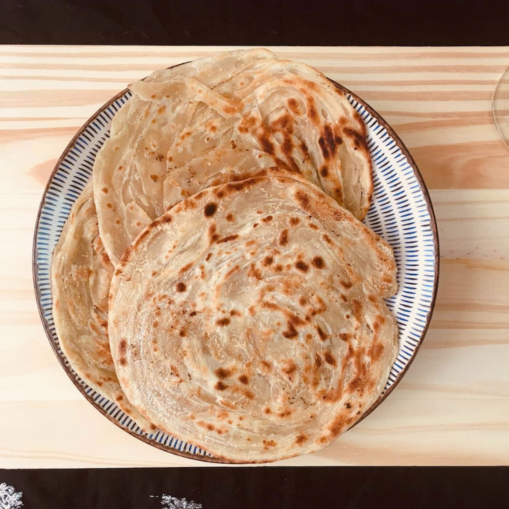 Pão de massa folhada e amanteigada (Unidade)