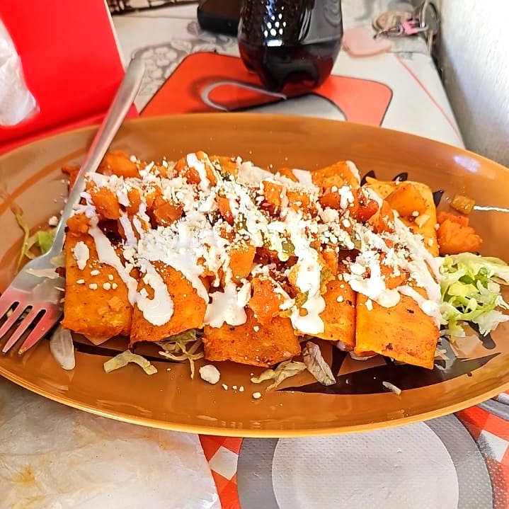 Enchiladas rojas